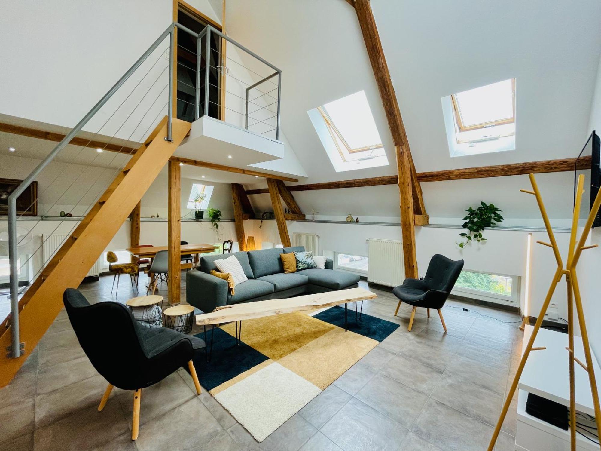Duplex + Parking Gratuit Facile Apartment Sainte-Suzanne  ภายนอก รูปภาพ